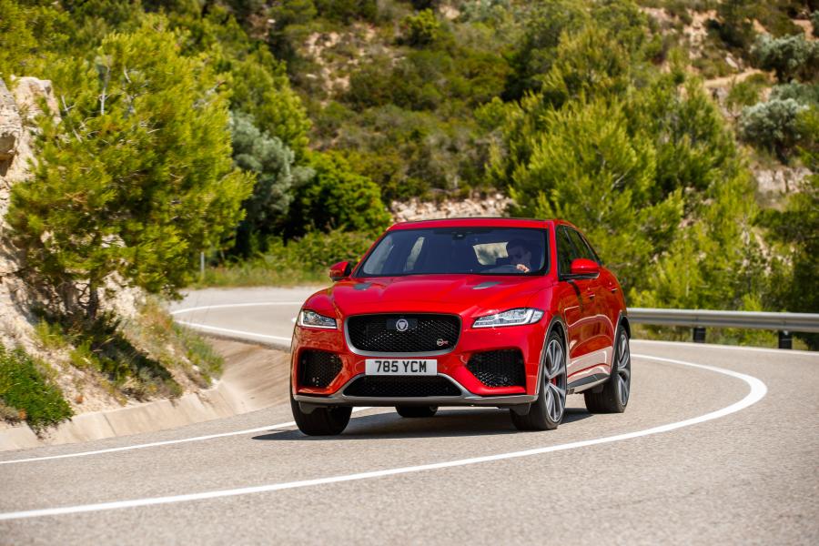  Jaguar F-Pace SVR 2018 года  (WW) (фото 44 из 115)